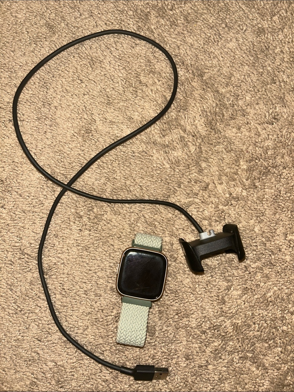 fitbit Versa-style Smartwatch with Light Green Woven Band